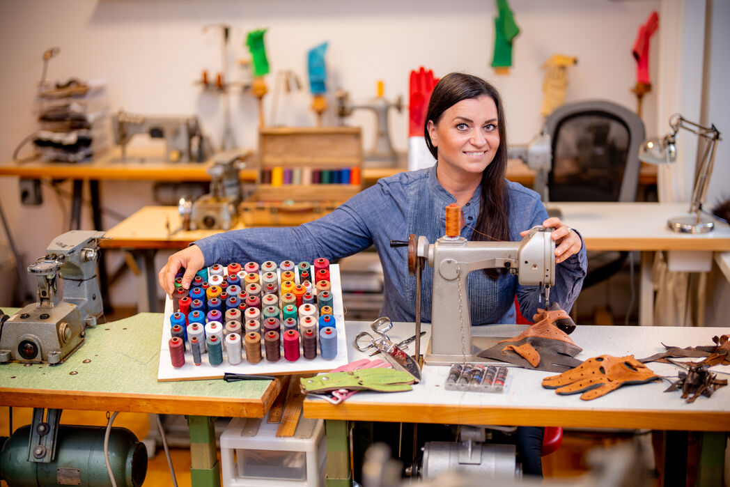 Handschuhschmidt_Otto hat Tradition_quer