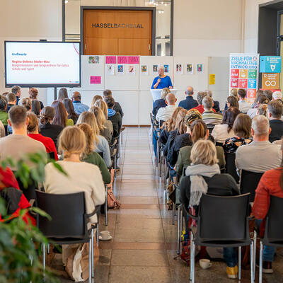 Bild vergrößern: Bildungskonferenz 2025 Bildung für nachhaltige Entwicklung